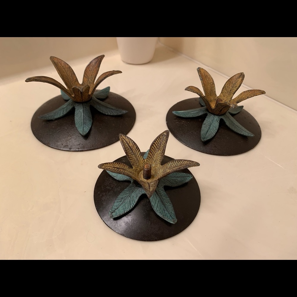 Palm Leaf 🏝Pillar Candle Holder Trio New in Box